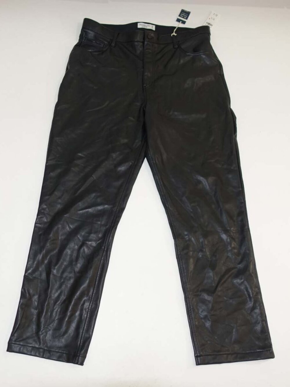 Abercrombie & Fitch 90s Straight Ultra High Rise Faux Leather Pants NWT 16 / 33